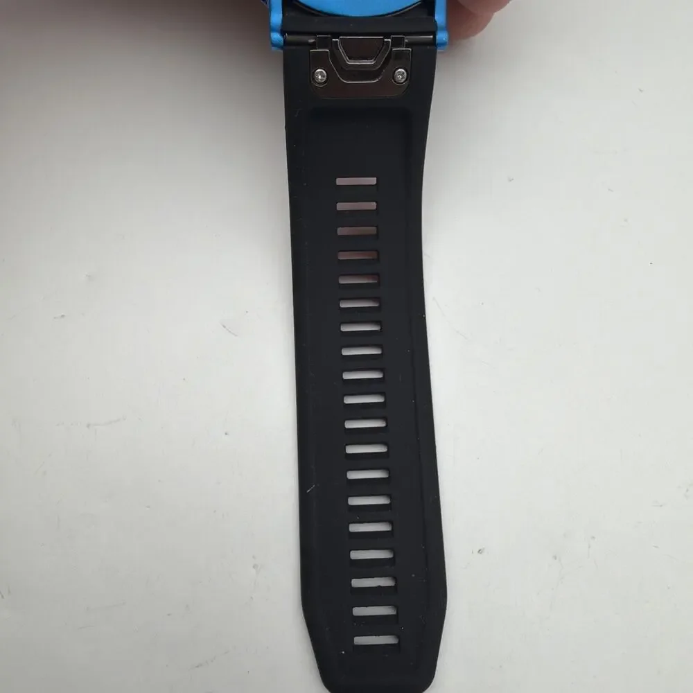 Columbia CT008 Men's Watch / Treeline Silver/ Digital /Running/ Great Condition